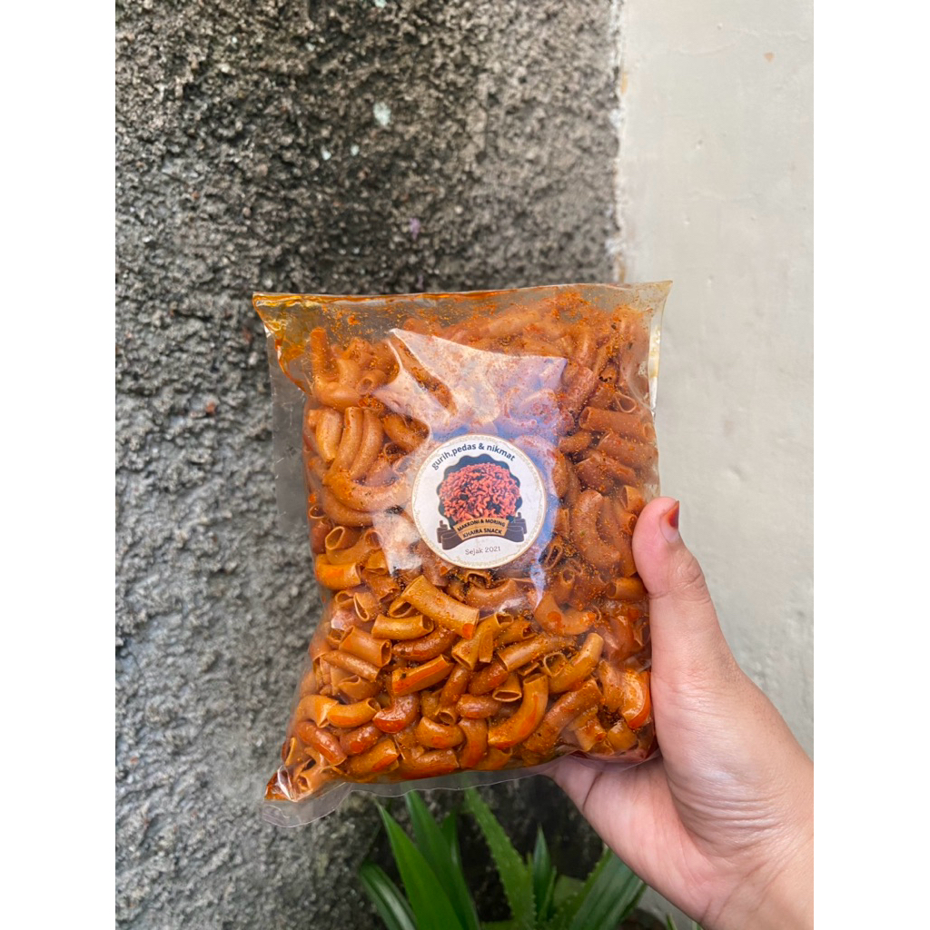 

Makroni Cikruh Daun Jeruk 500 gram /250 gram Makroni Pedas Renyah Nikmat Makroni Khaira Snack
