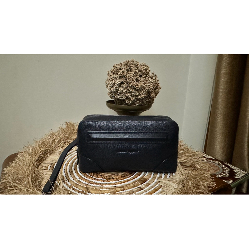 Clutch Pria Hush Puppies