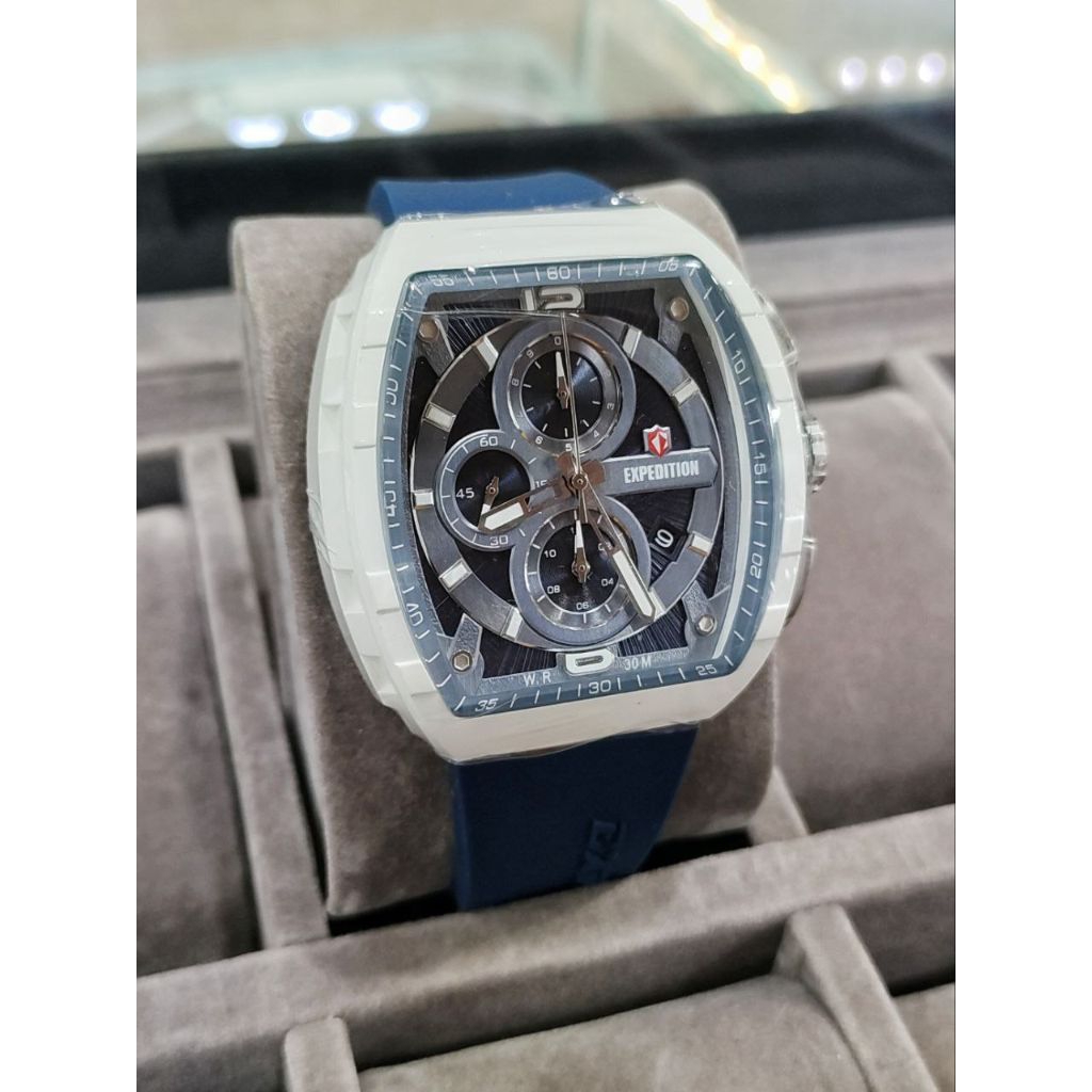 Expedition 6782 ceramic biru