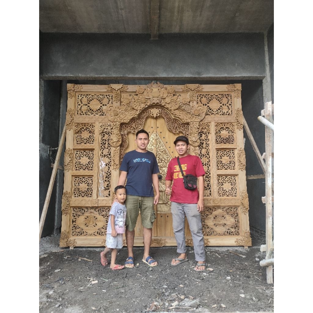 gebyok pintu ukir wayang stiil bali