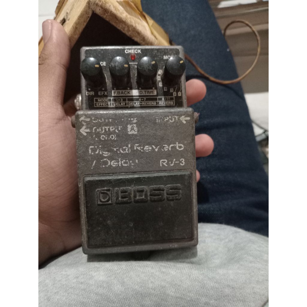 Boss RV-3 Digital Reverb/Delay