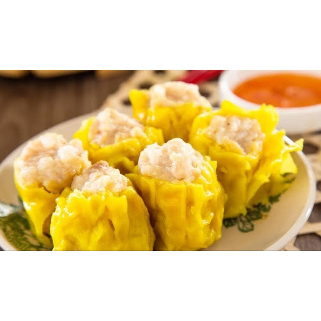 

dimsum full daging ayam isi 500 sudah termasuk saos pedas,mayones dan cabei Chili oil