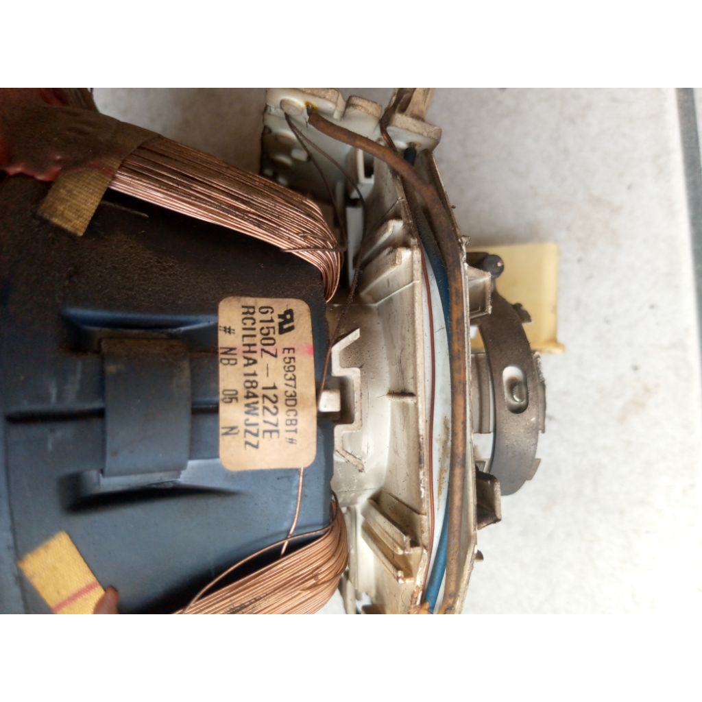 yoke , konde, TV tabung flat 21inc merk Sharp.normal