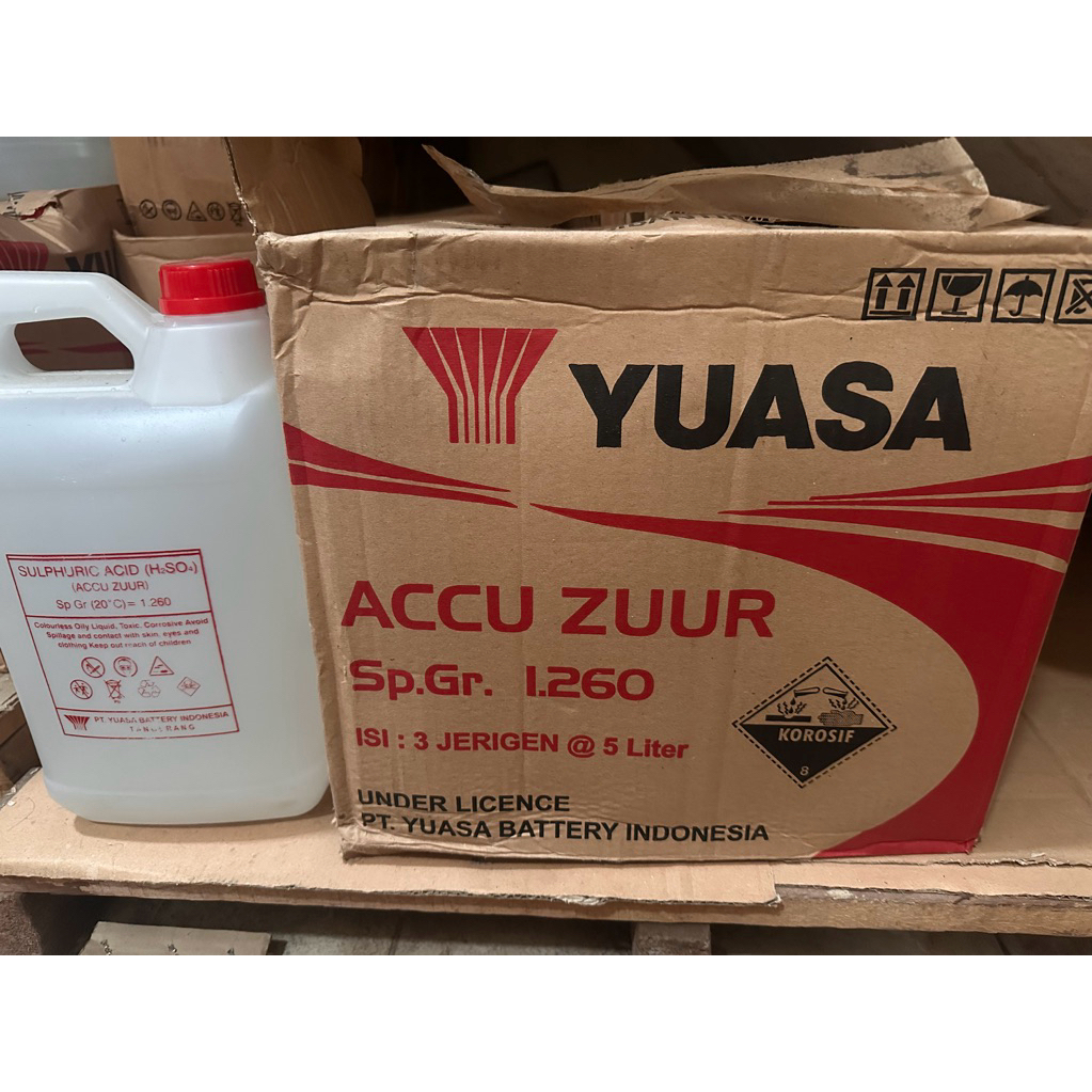 YUASA Air Keras/Zuur untuk Aki Baru