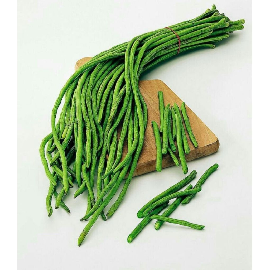 

Kacang panjang 190-220 gr Segar