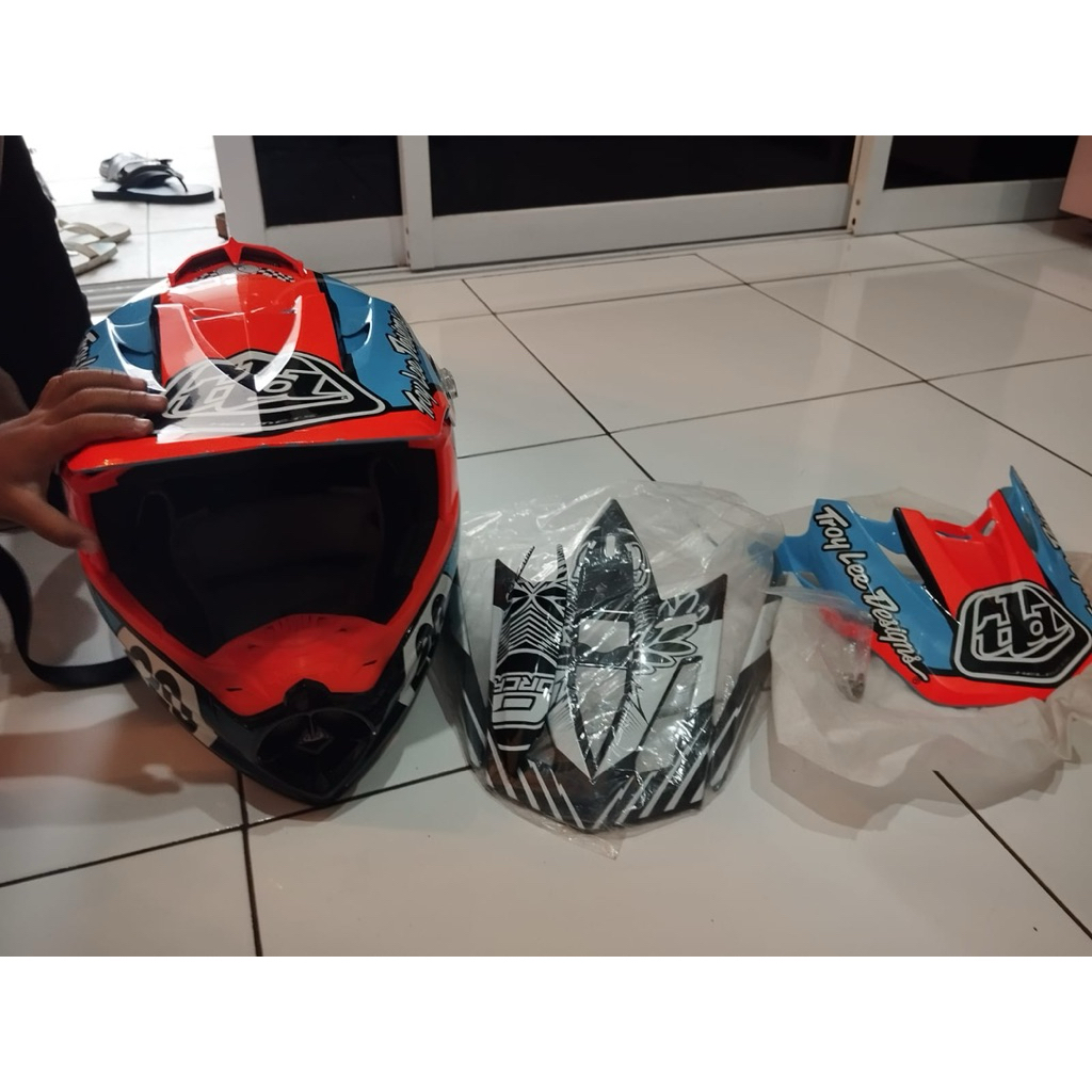Helm TLD
