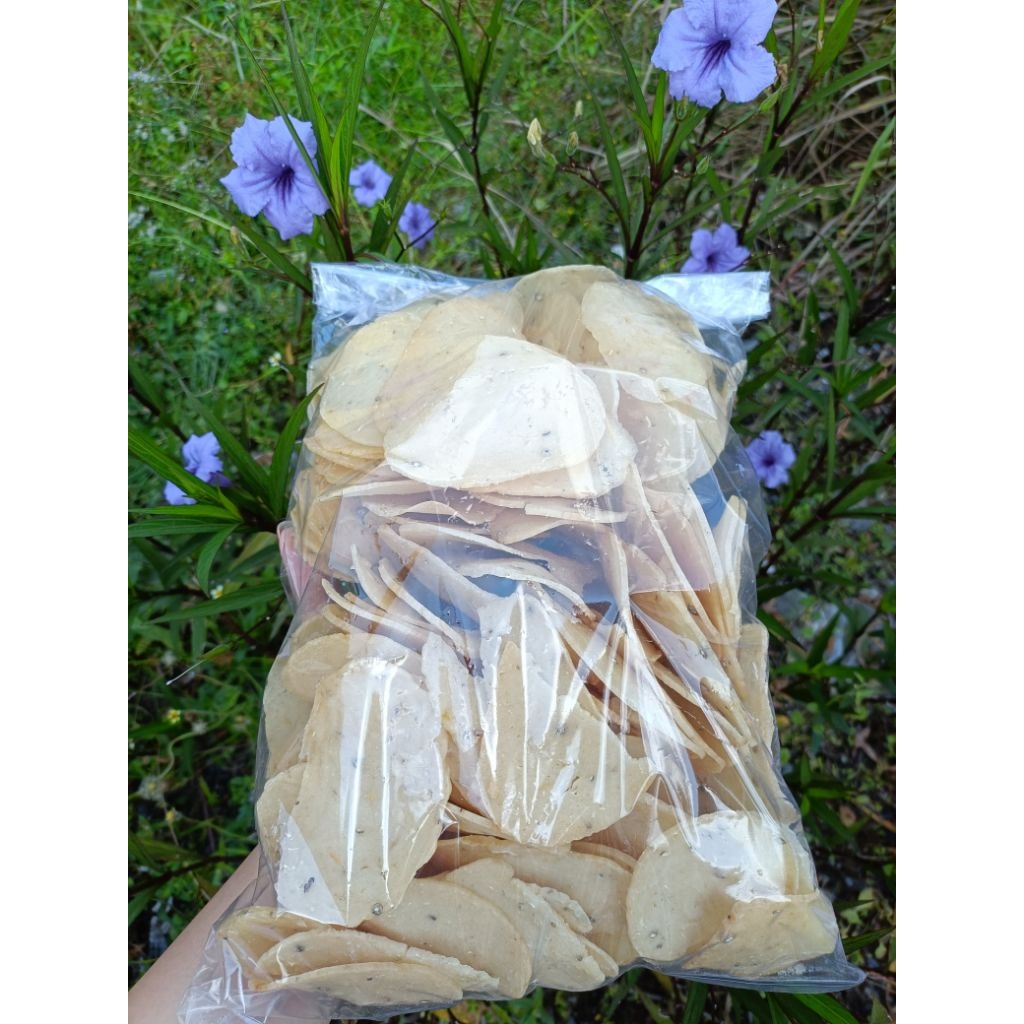 

KERUPUK TENGGIRI DAN BELIDA VIRAL 1KG