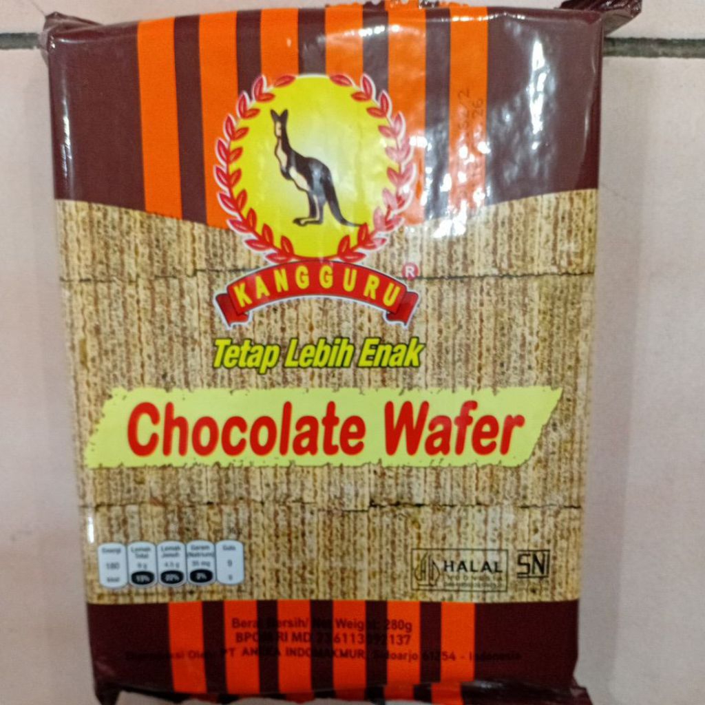 

Kangguru Chocolate Wafer 280gr 1 Bungkus