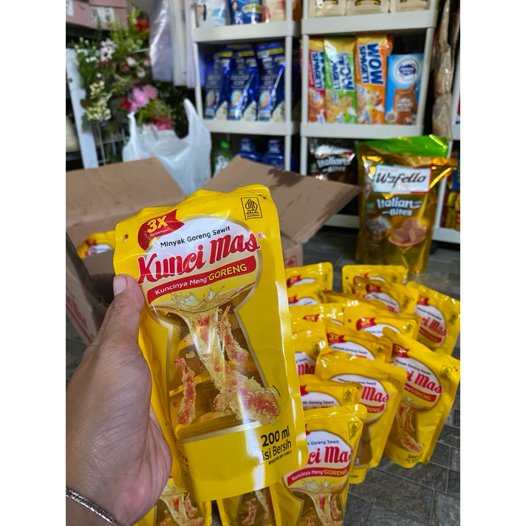 

minyak goreng kunci mas 200ml