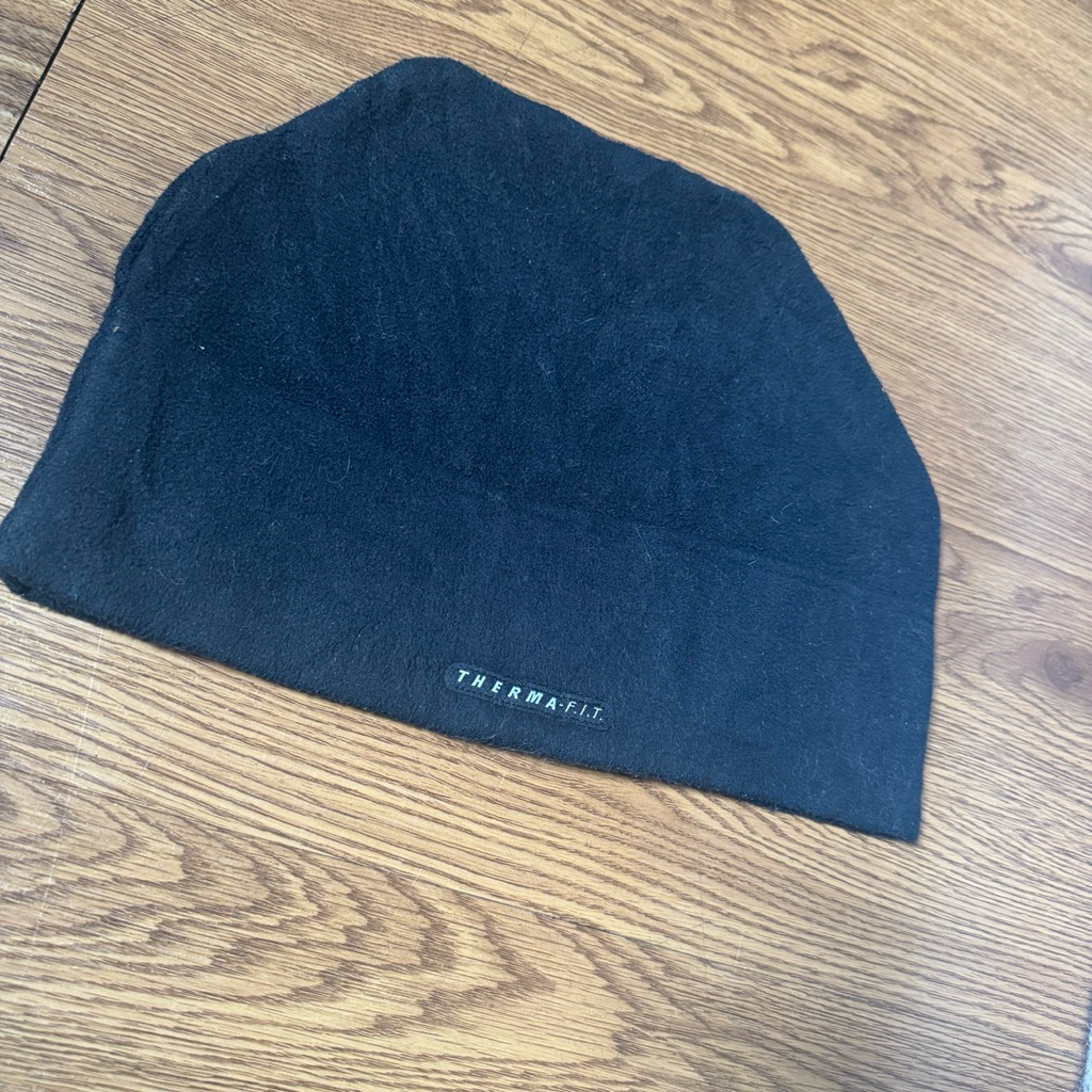 topi kupluk beanie thermal preloved