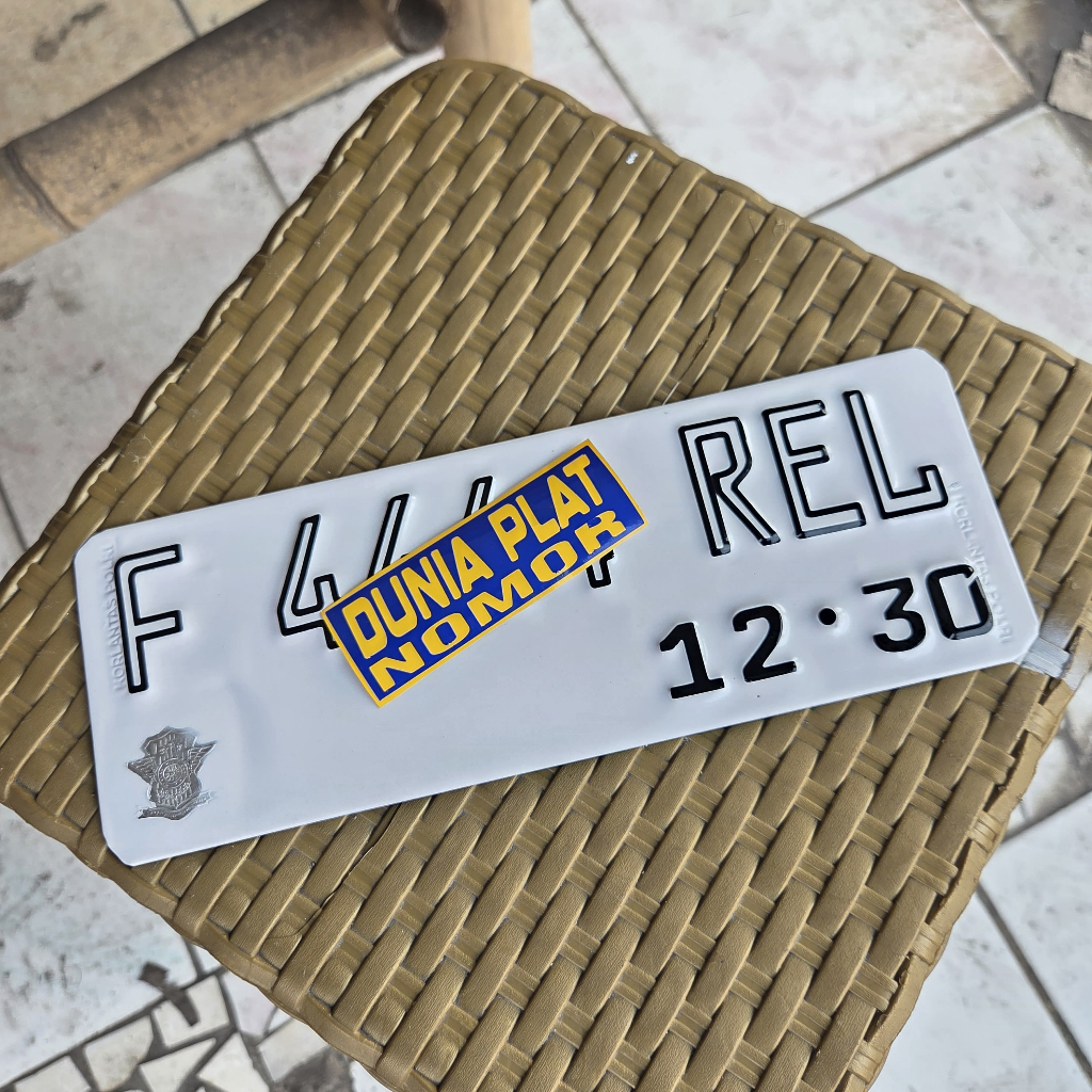 Plat Nomor motor Baut Tanam Super tebal, awet, murah, plat lapis Acp, plat stiker cutting, plat nomo