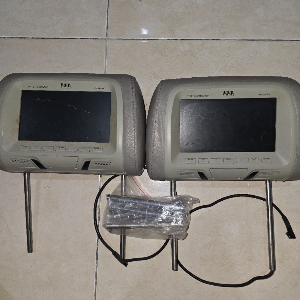 JUAL AAA TANAKA HEADREST MONITOR WITH PILLOW TFT LCD MONITOR MH-7008M BEKAS MURAH
