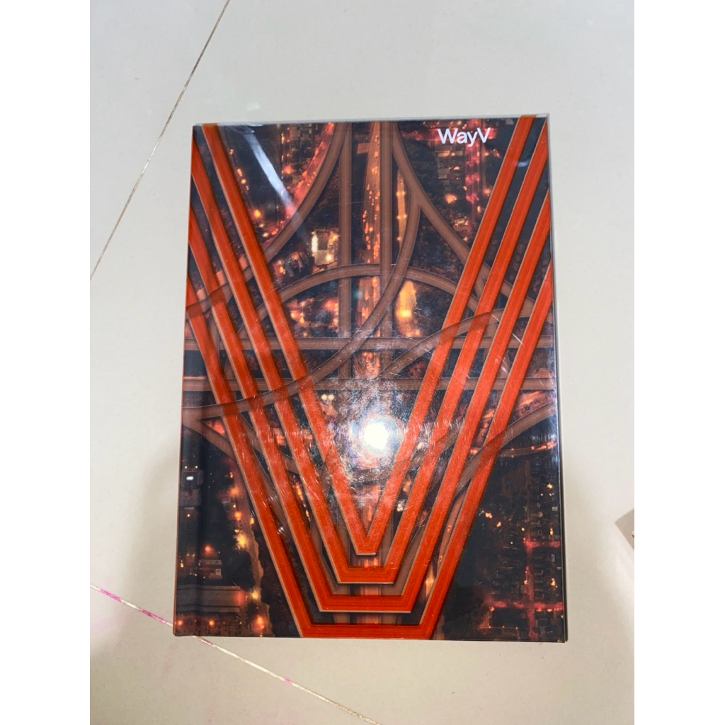 Album kick it WAYV (unsealed)