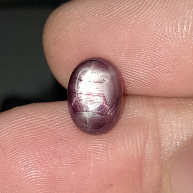 Natural Ruby Star Dim:est 10x7.5x4.5 mm 4.35 Ct Nilam Star 6rays Merah Delima Oval Cabochon Code A29