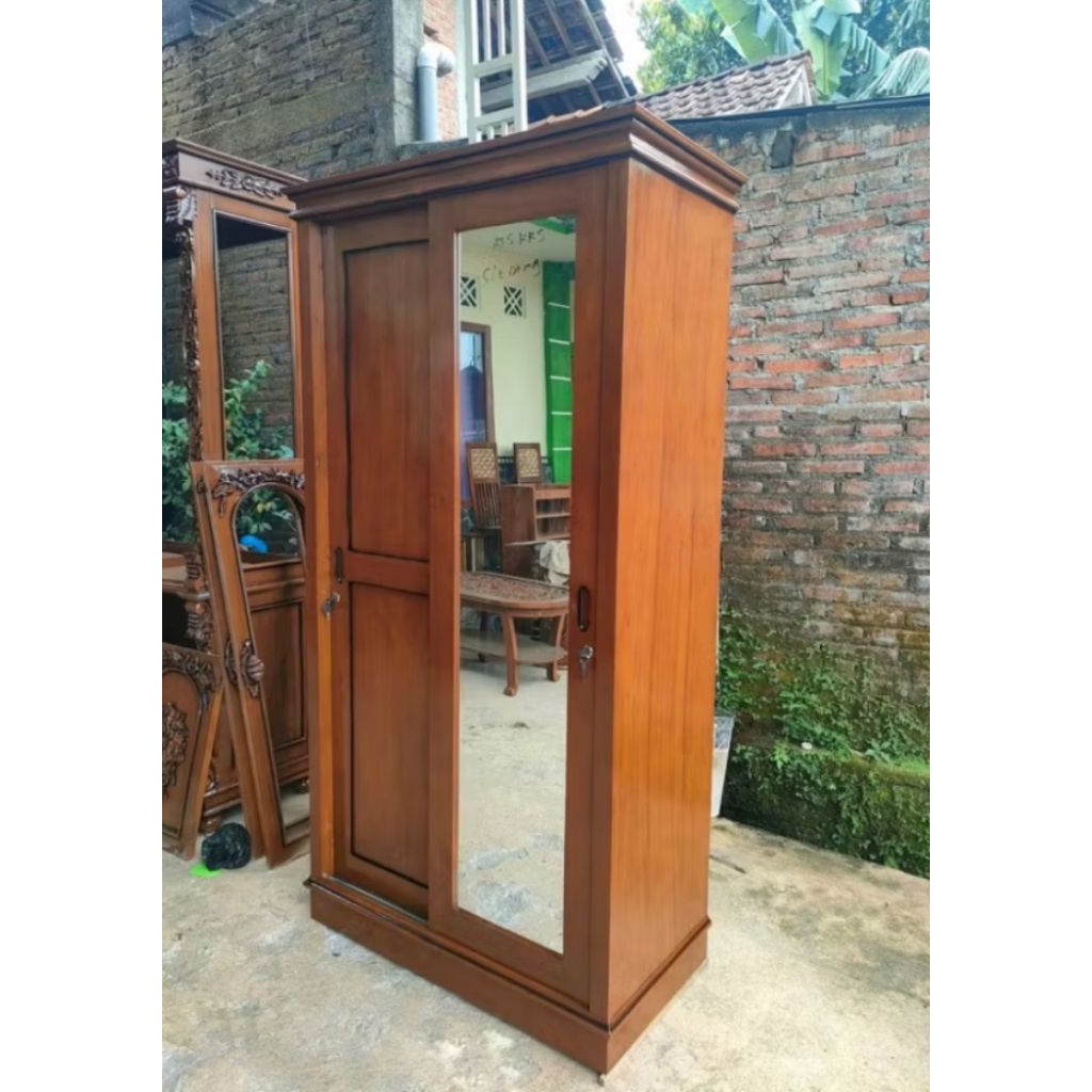 Almari sliding minimalis/lemari sliding pintu 2