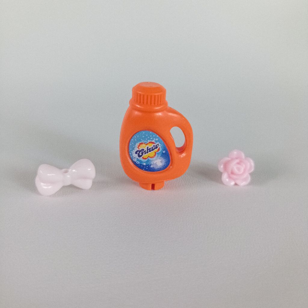 Botol Deterjen Barbie Ori Mattel – Mini Laundry Bottle in Orange | Aksesoris Rumah Barbie Original E