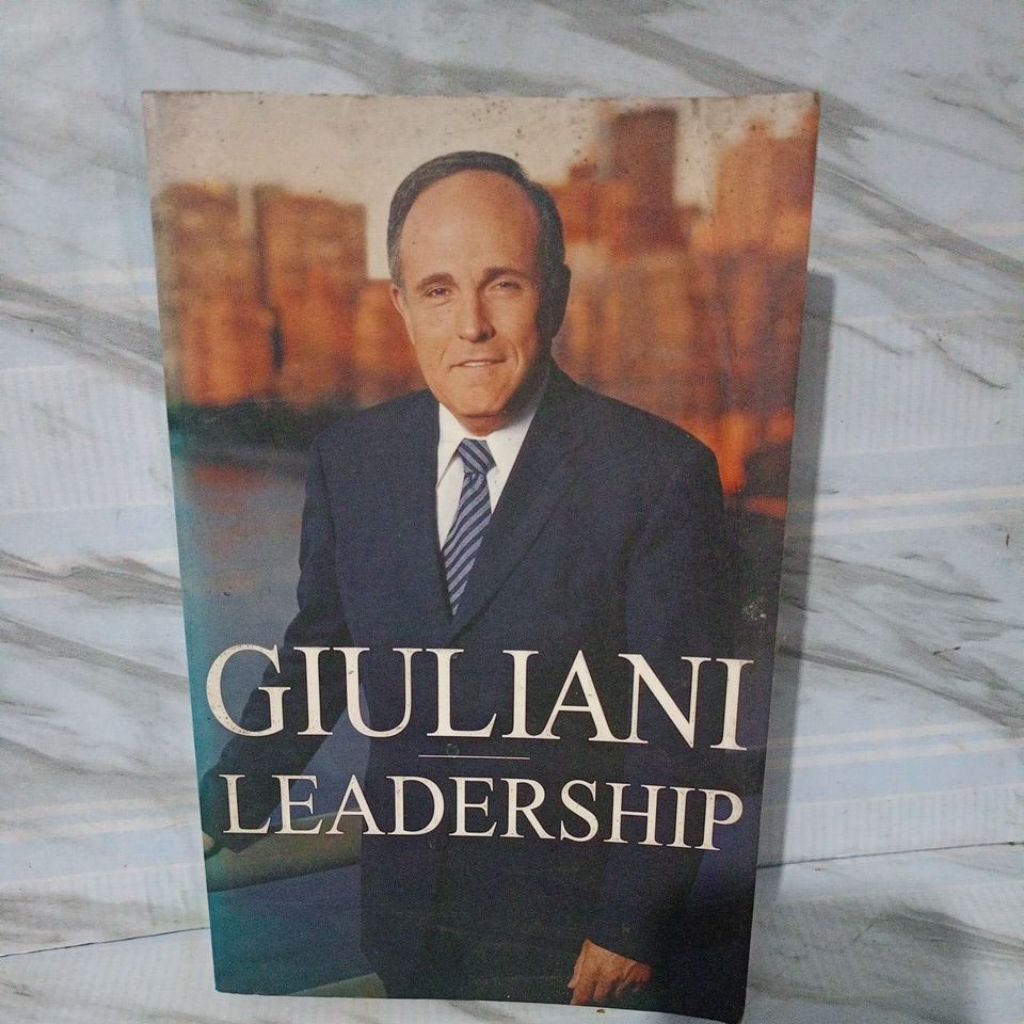 Import bekas original : Giuliani Leadership