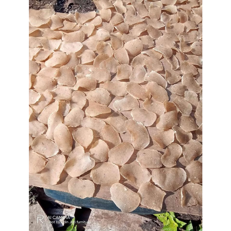 

Krupuk udang mentah 1 kg