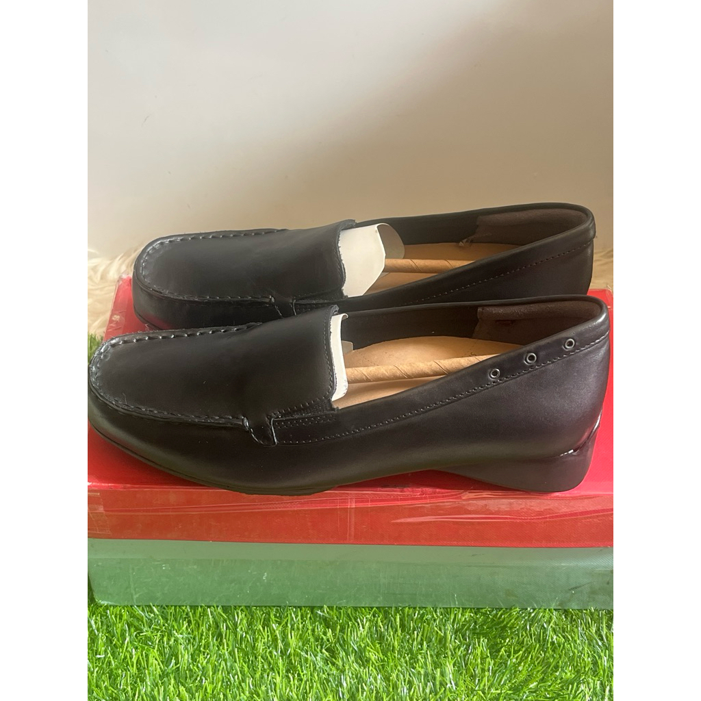 SEPATU KULIT ZIERA FELLINI