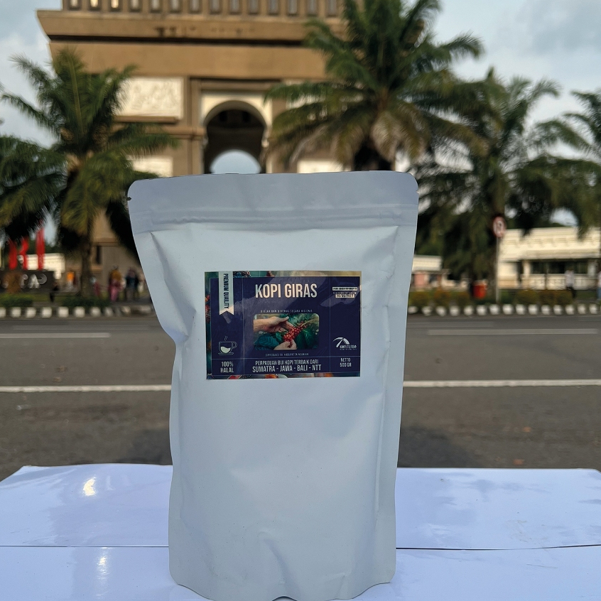 

Bubuk Kopi Giras Isi 500gr Rasa Mantab Gilingan Halus Spesial KOPI_TURBO