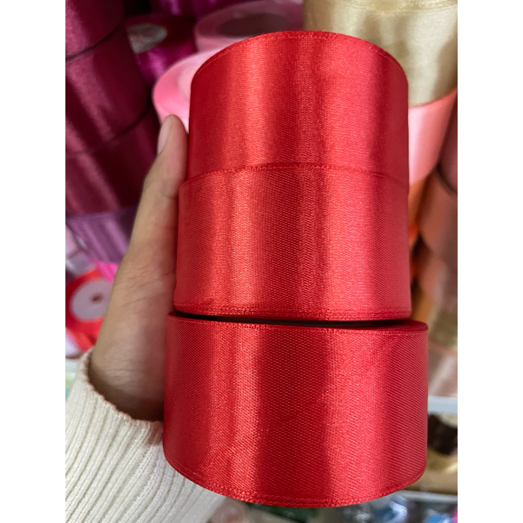 

Pita satin Merah Bendera
