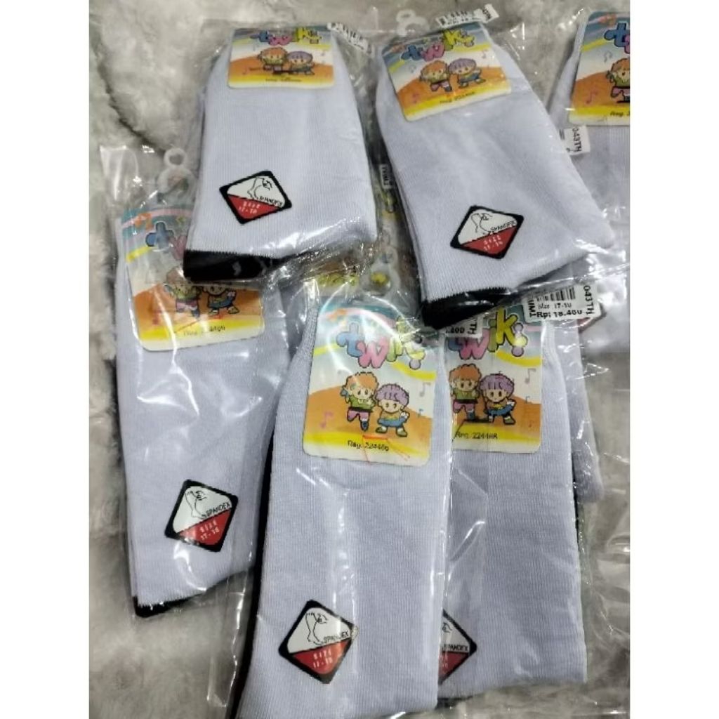 Kaos kaki sekolah twiki / kaos kaki sekolah tebal