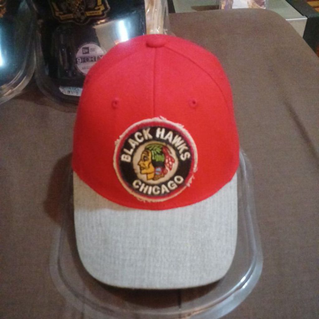 topi nhl black hawks chicago.caps build up 57cm up.