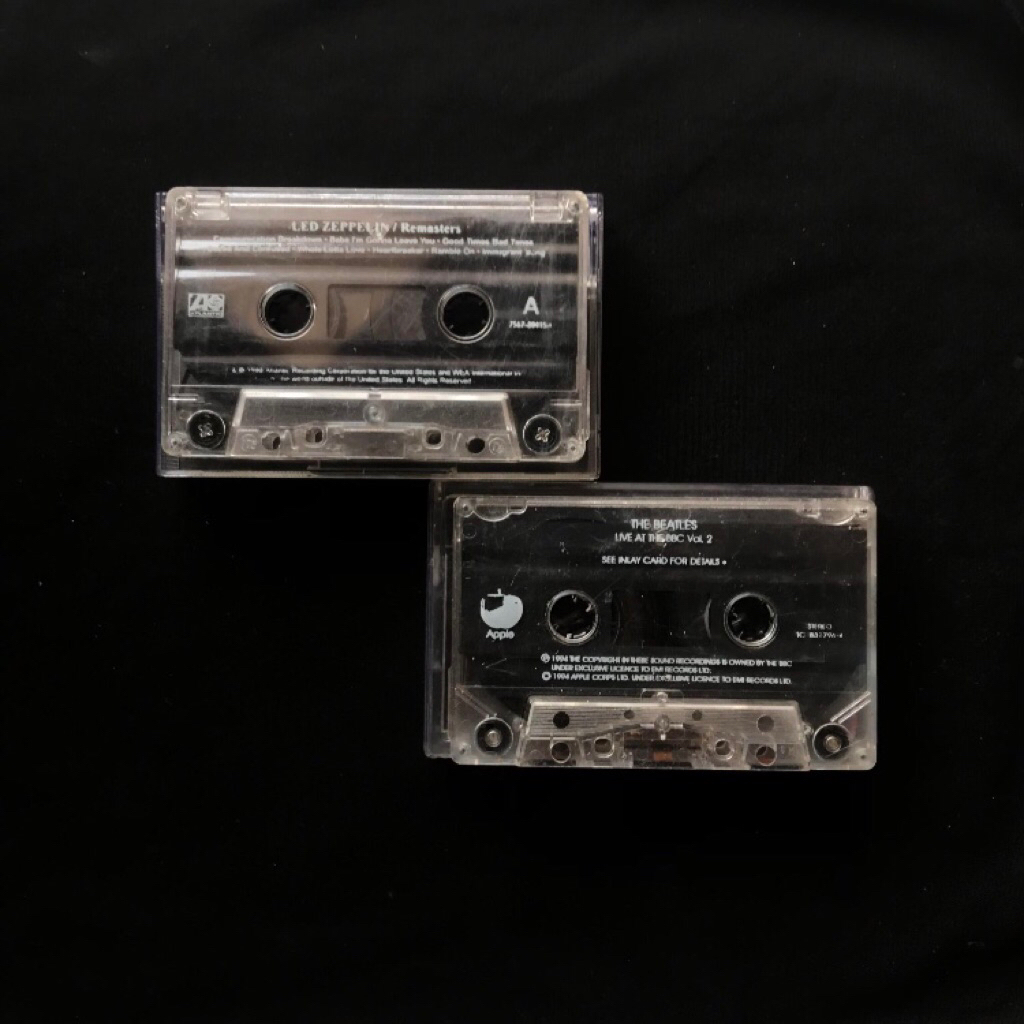 Kaset led zeppelin remasters, the beatles live at the bbc vol 2 (sepaket tanpa cover)