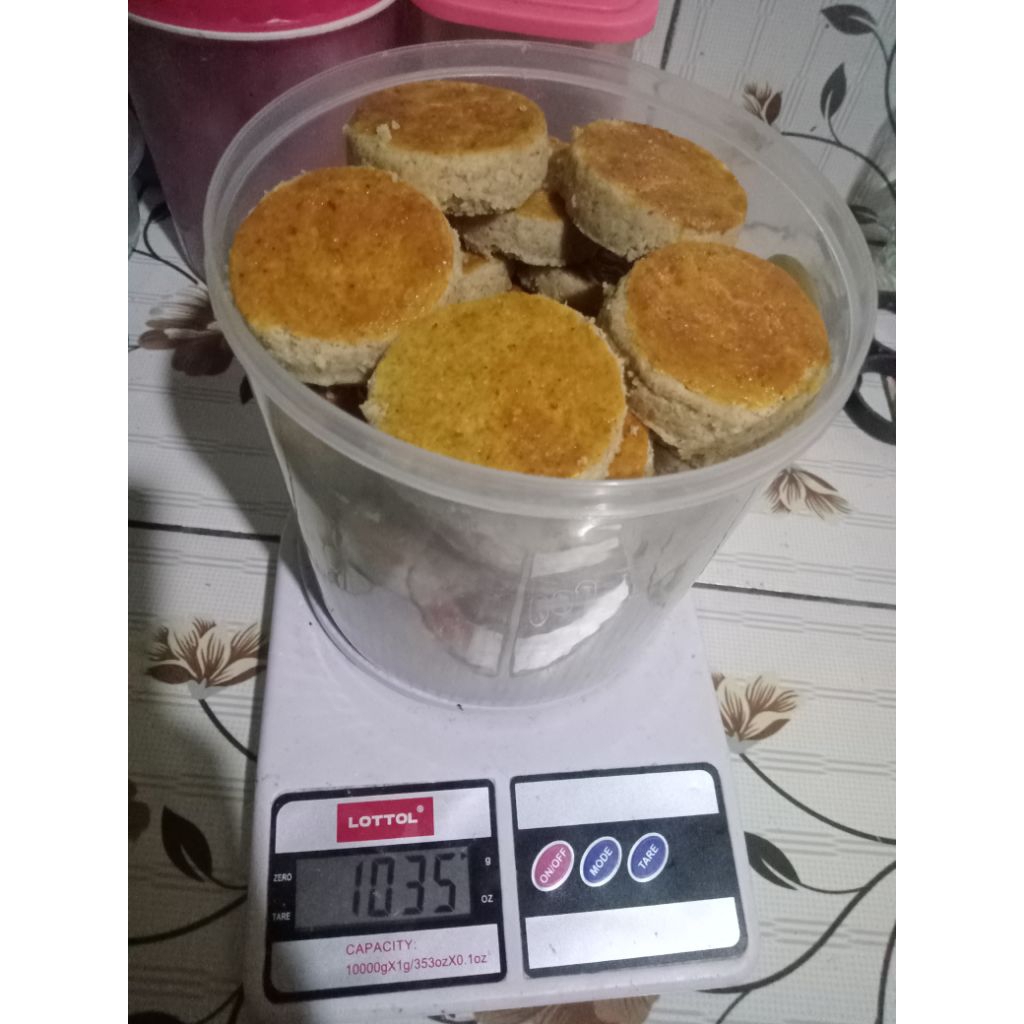

Kue Kacang Super Mantul Legend sejak 2019 Berat 1kg Gurih Renyah manis|*BonusToplesSuperAwet,*|