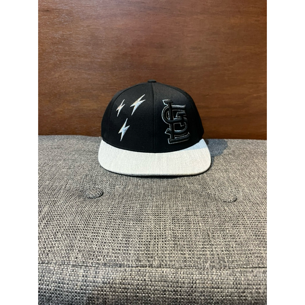 Topi built up mlb st louis cardinal big logo small-medium