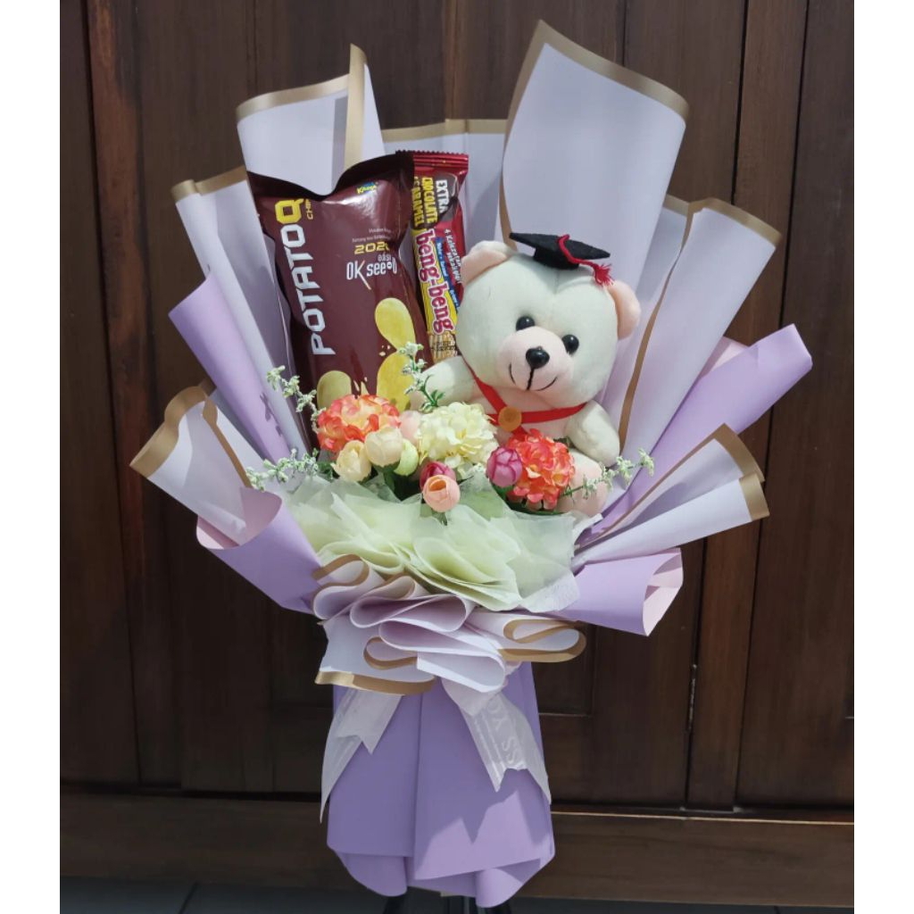 

Buket graduation/buket wisuda/buket boneka/buket untuk pacar/buket murah/Snack buket wisuda