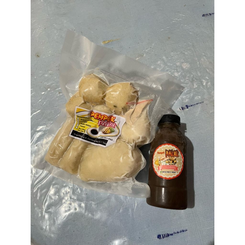 

Pempek ikan tenggiri super frozen isi 10 Mix Halal