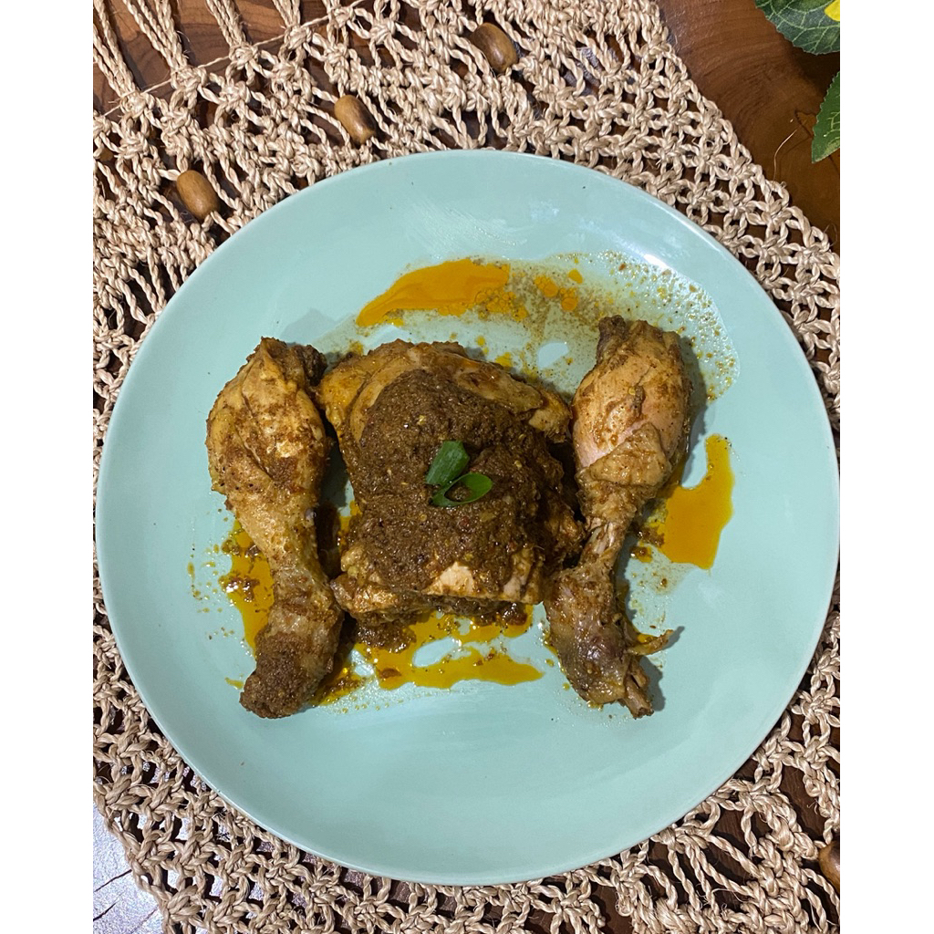 

Ayam Andaliman | Ayam Goreng Daun Jeruk | Ayam Gulai | Ayam Rica Rica | Capcay Ayam
