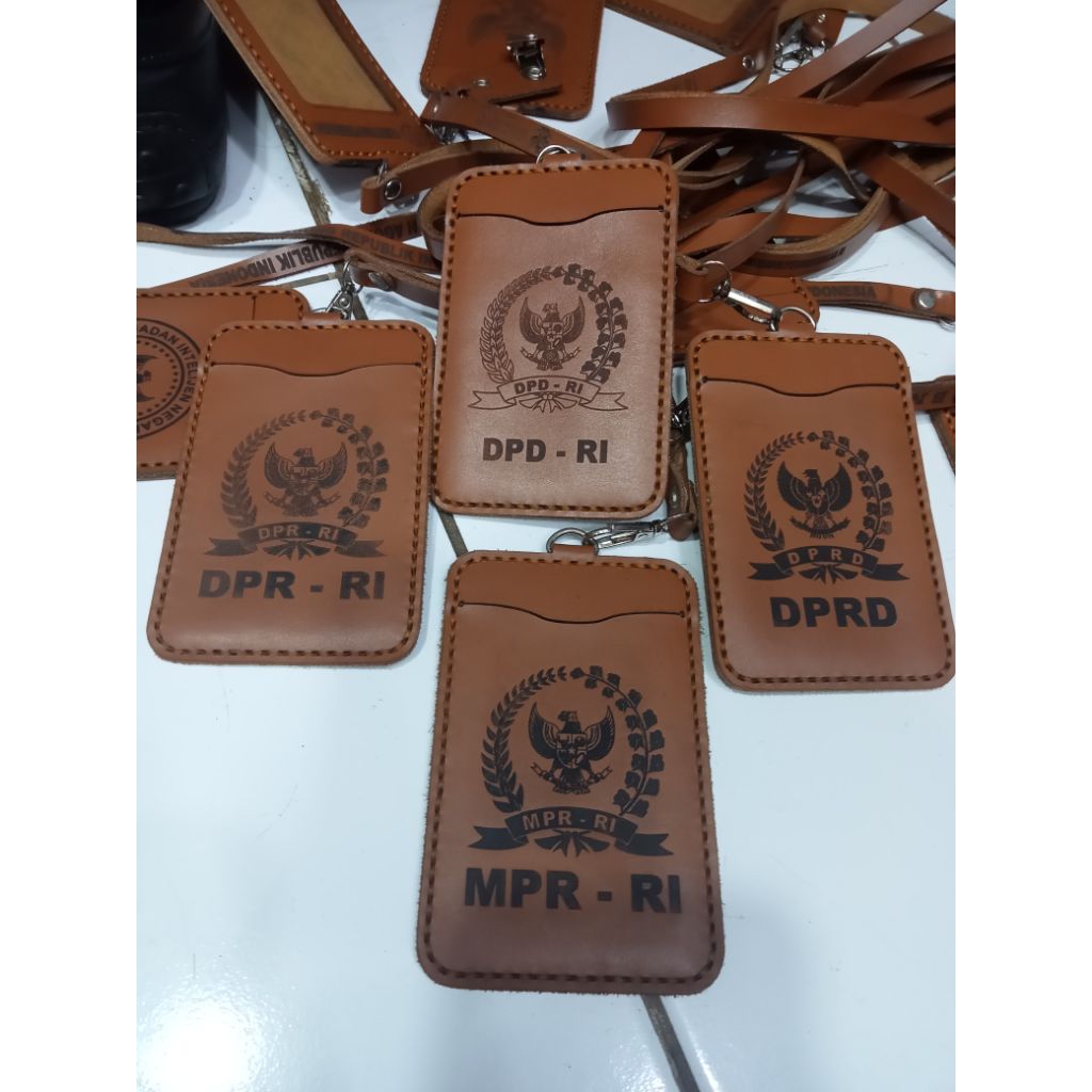 

Lanyard Name Tag Id card Kulit Logo DPR MPR DPRD DPD Republik Indonesia