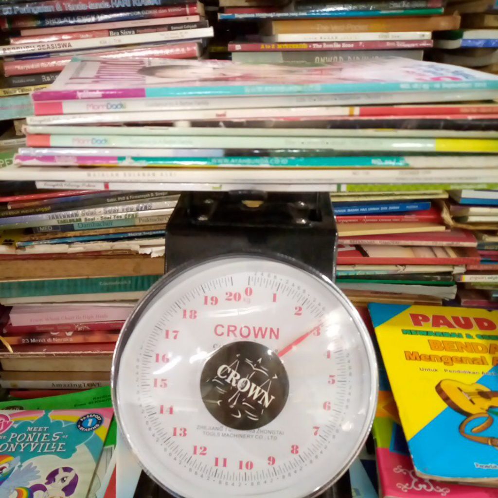 majalah bekas 3 kilo 12 majalah Rp 60.000 original