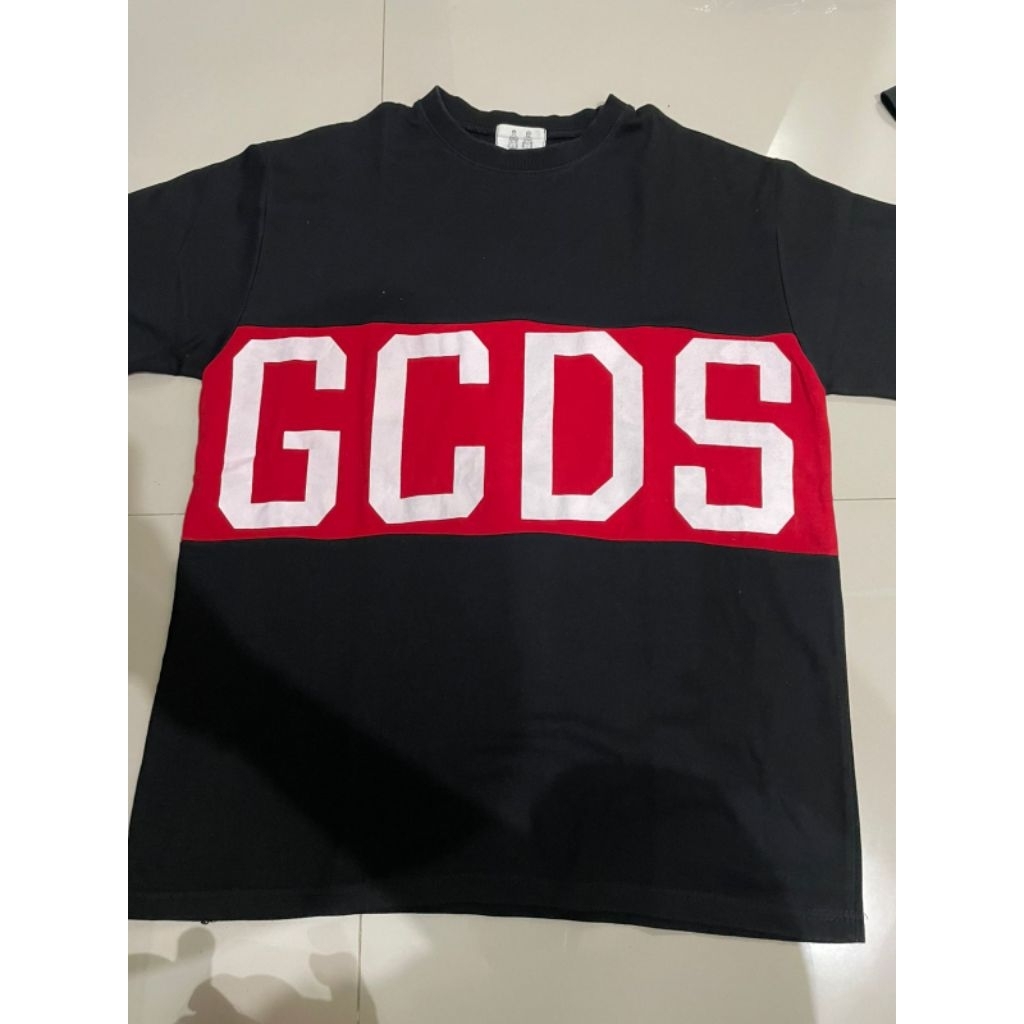 Kaos GCDS Man wear store by D-land