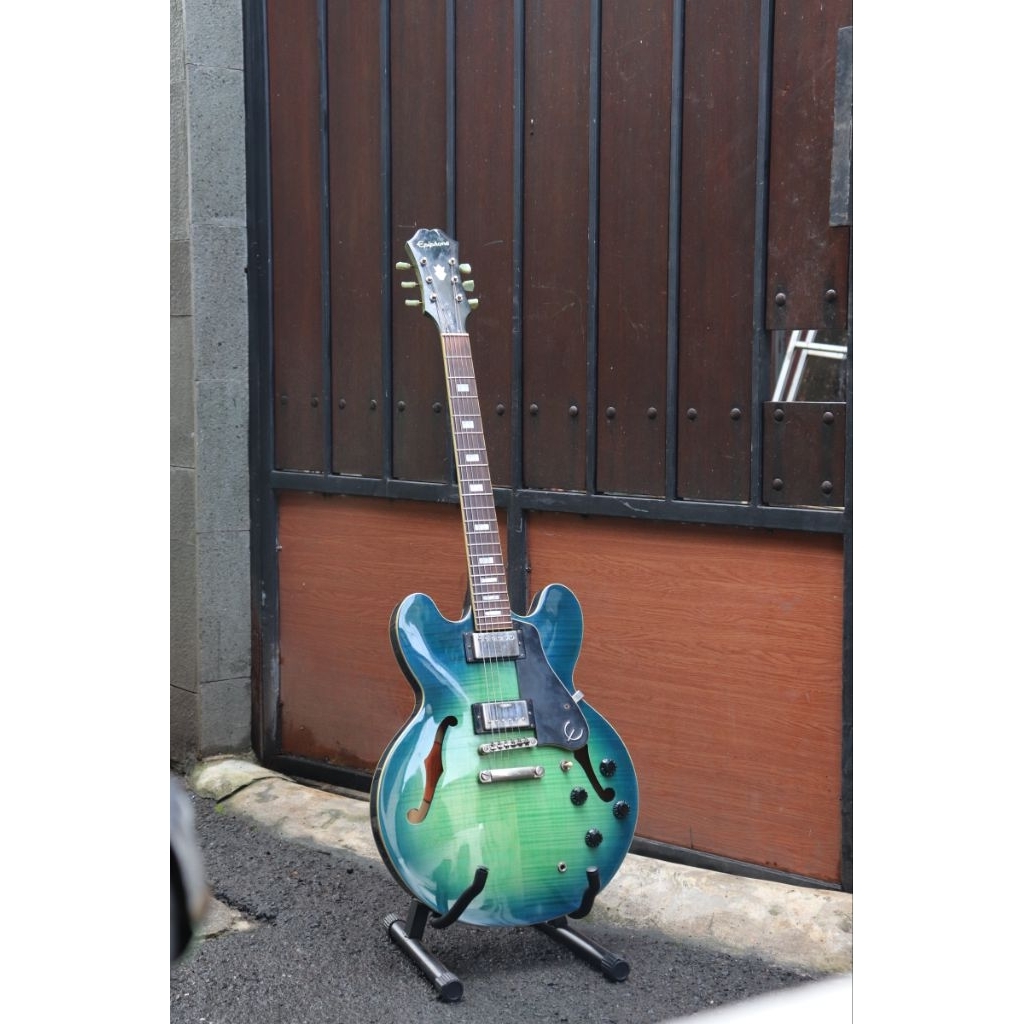 EPIPHONE ES 335 PRO ELECTRIC GUITAR
