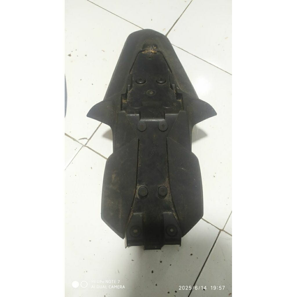 spakbor belakang gsx 123