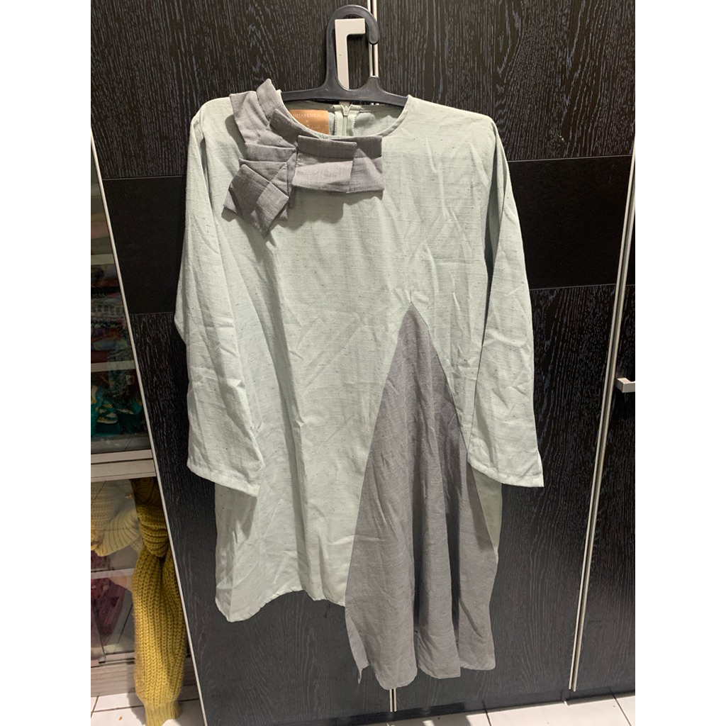 preloved - Jenna&kaia