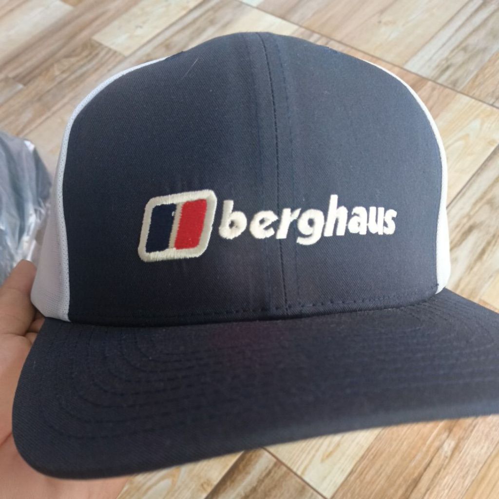 TOPI TRUCKER CUSTOM BERGHAUS NAVY PUTIH