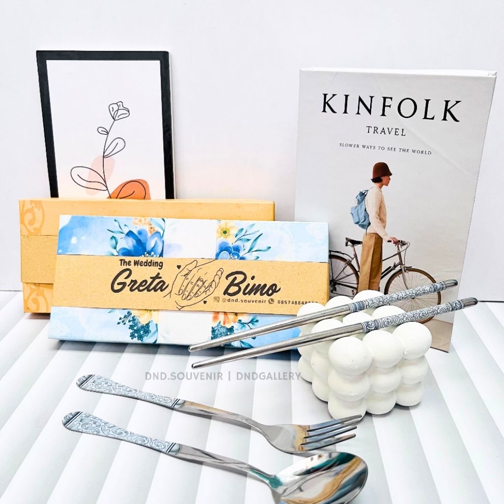 SOUVENIR SENDOK SET SAKURA / SOUVENIR PERNIKAHAN SENDOK SET / SOUVENIR SENDOK GARPU MURAH / SOUVENIR
