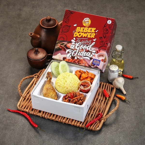 

Nasi Box/ Nasi Kotak Nasi Kuning Ceria (Nasi Kuning Ayam) untuk syukuran dan ulang tahun