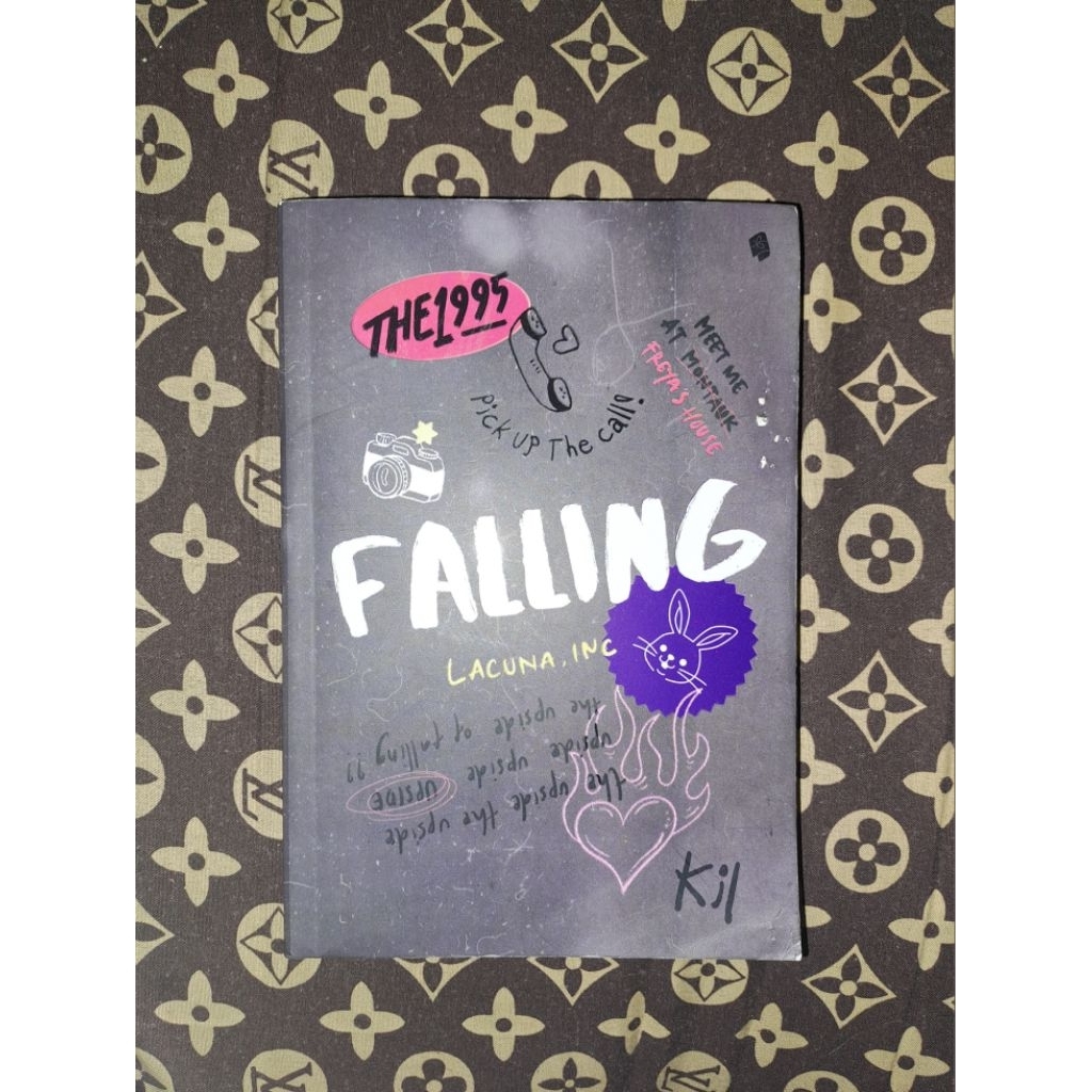 Preloved Novel || Falling - 9900 Lovestagram - The Shefareldhine - Friendmates - Triple A - Centerpi