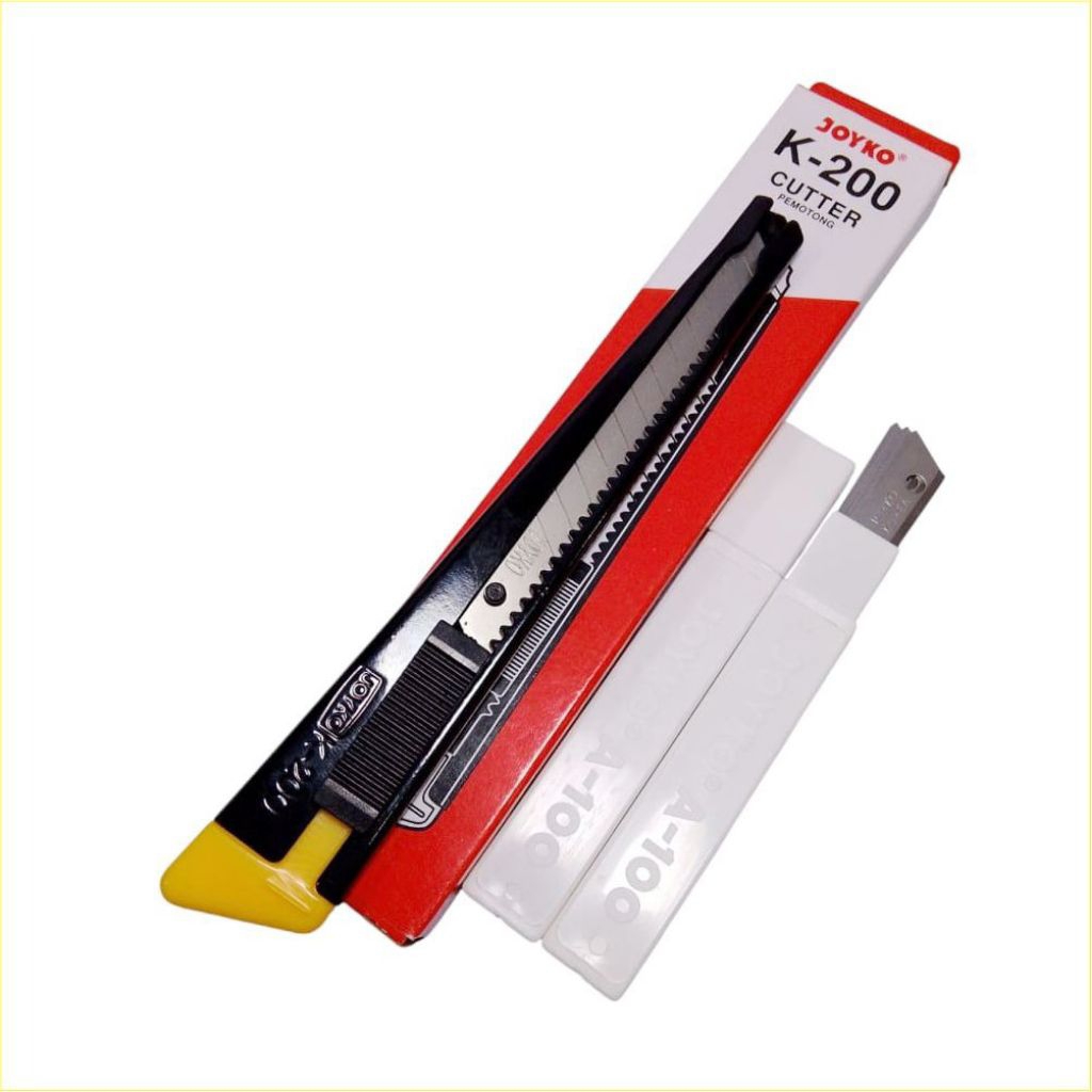 

CUTTER JOYKO K-200 CUTTER KECIL PAKET CUTTER + 2 pak REFIL ISI JOYKO, CUTTER KECIL JOYKO + 2 REFIL