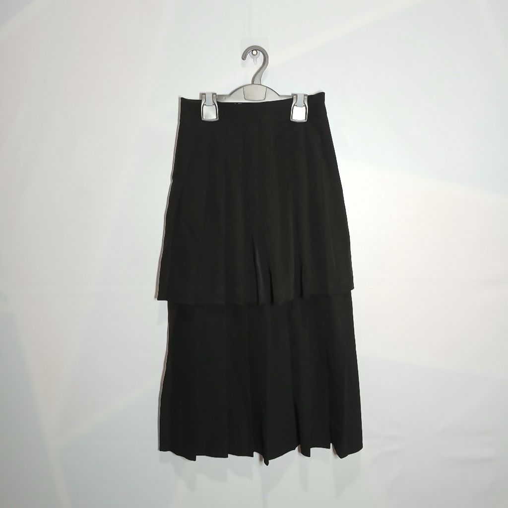 Rok umpak hitam