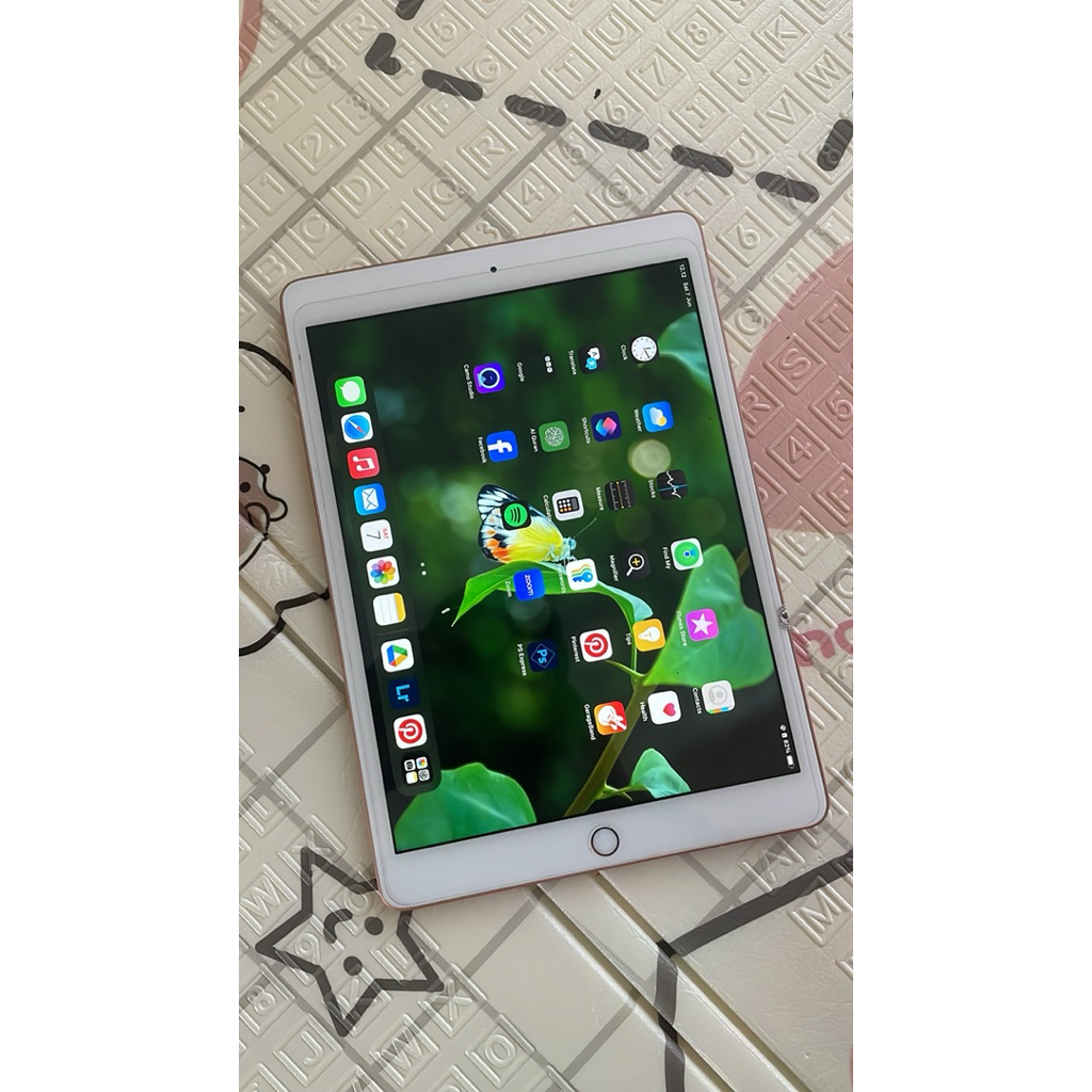 IPAD 8 Gold 128gb wifi only