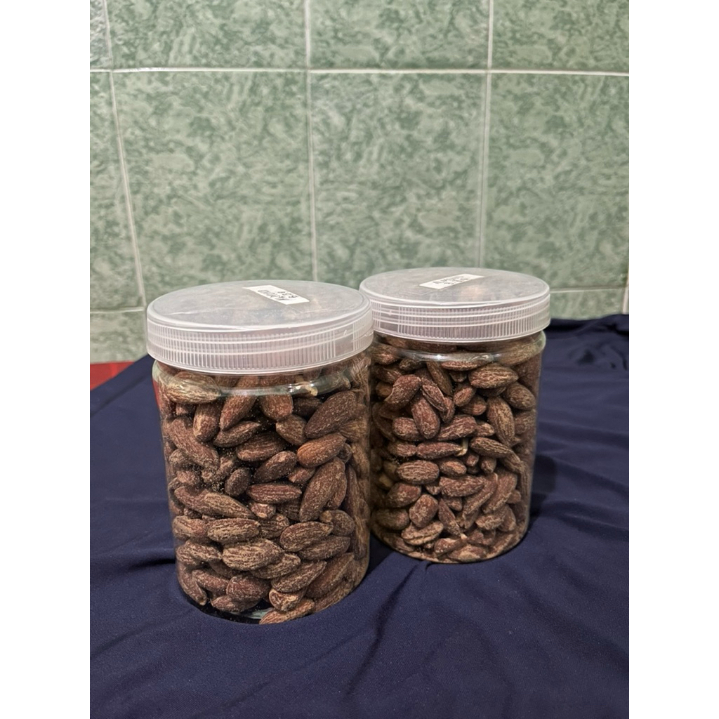

KACANG ALMOND