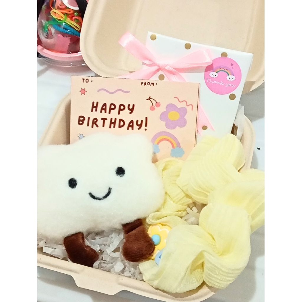 

HAMPERS CEWEK/Bento Gift Box | Hadiah Keychain | Birthday Gift | Hampers Gift | KADO ULANG TAHUN CEWEK/kado ultah cewek