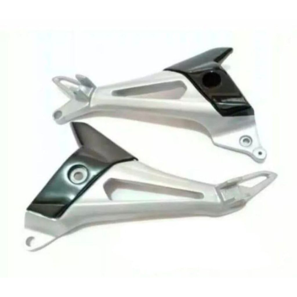 Dudukan step footstep belakang Revo lama dan supra x 125 new masih tromol  (kanan kiri/bijian)