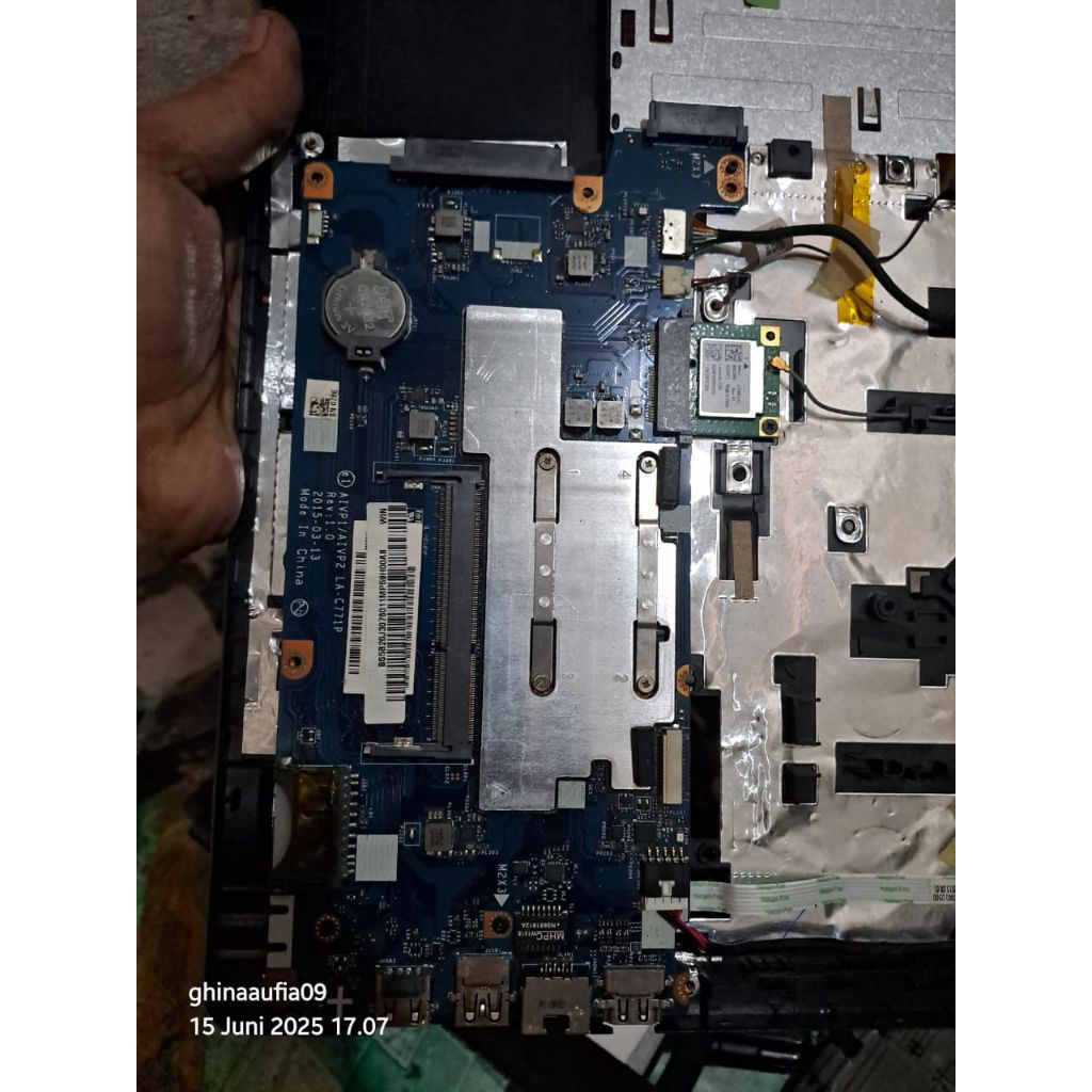 Mobo lenovo ideapad 100-15by normal no minus